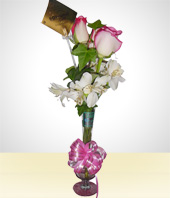 - Delicadeza: Detalle de 3 rosas bicolor